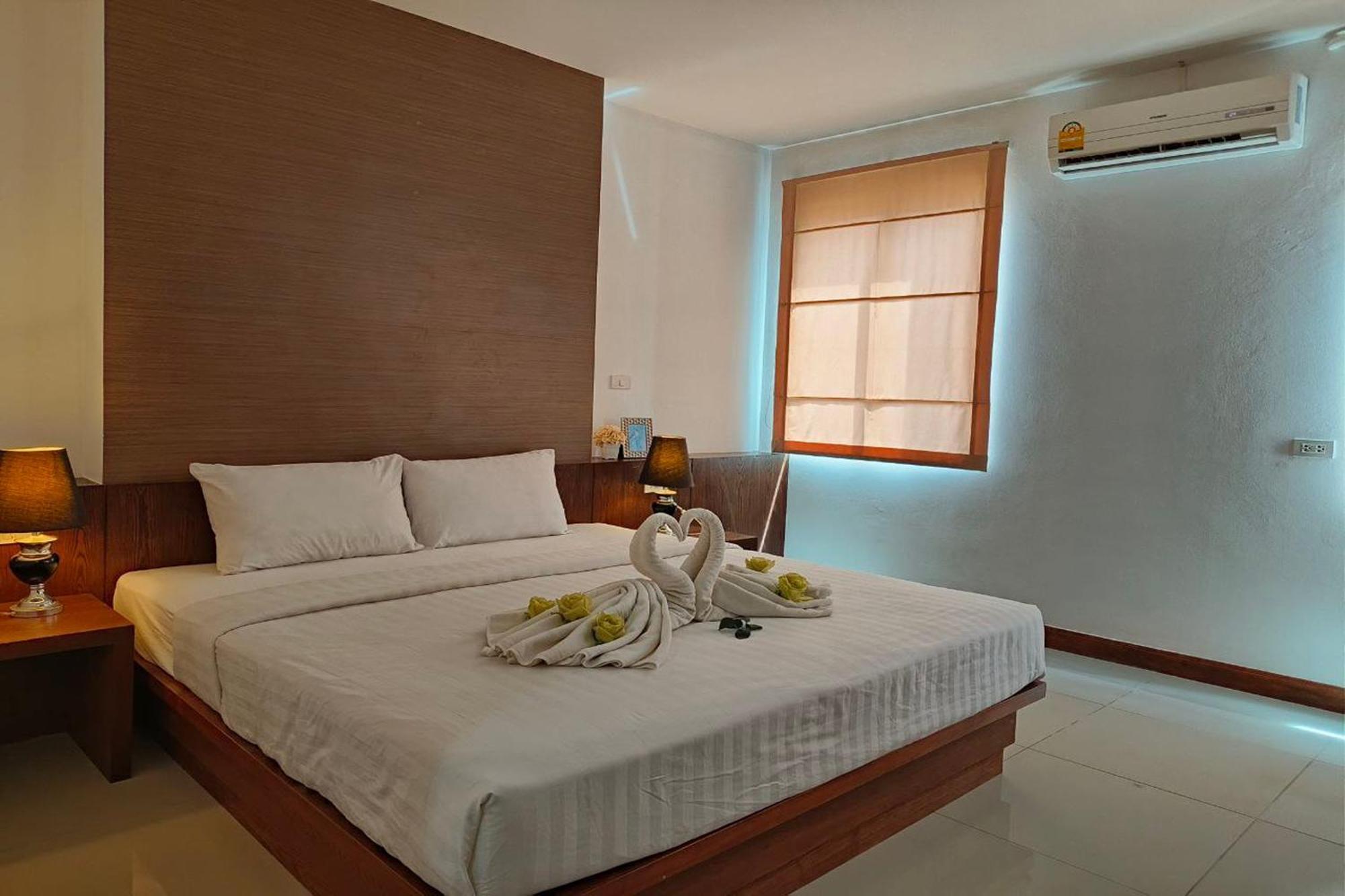 The Little Nest Phuket Hotel Bagian luar foto